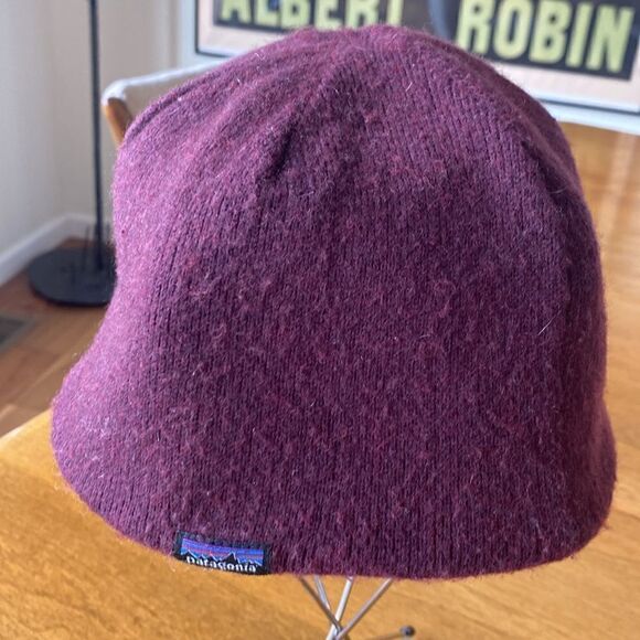 Patagonia stocking cap - Picture 2 of 3